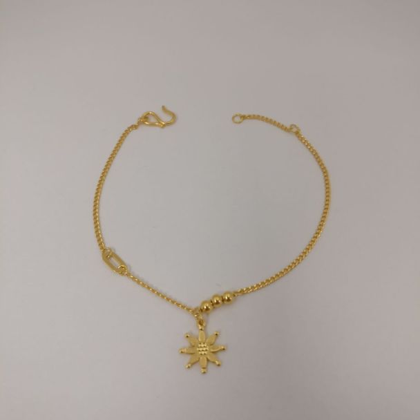24K Link Chain with a Flower Charm Bracelet - Z021279
